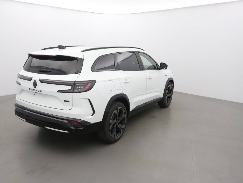 RENAULT Espace 1.2 E-TECH FULL HYBRID 200CH ESPRIT ALPINE 7 PLACES - 25 - ref: 70893 - Photo 3