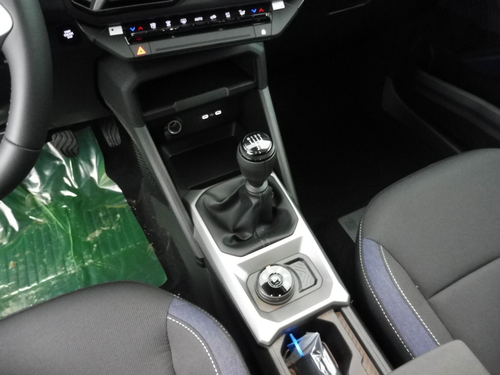 DACIA Bigster 1.2 MILD HYBRID 130CH EXPRESSION 4X4 - ref: 73604 - Photo 14