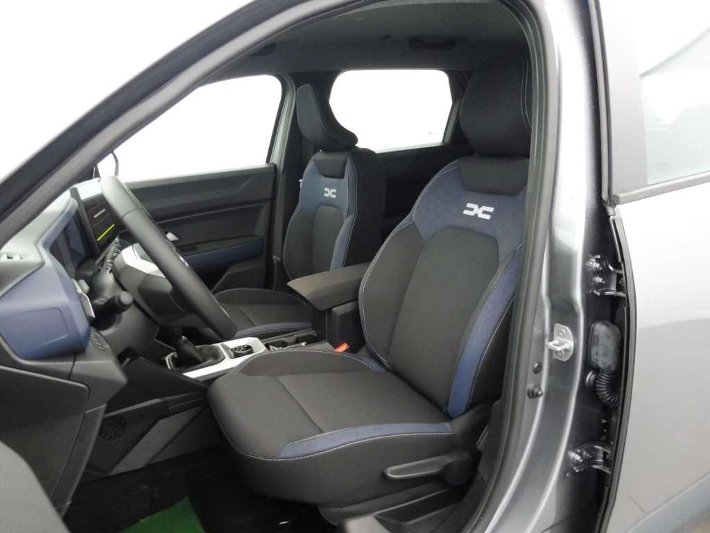 DACIA Bigster 1.2 MILD HYBRID 130CH EXPRESSION 4X4 - ref: 73604 - Photo 15