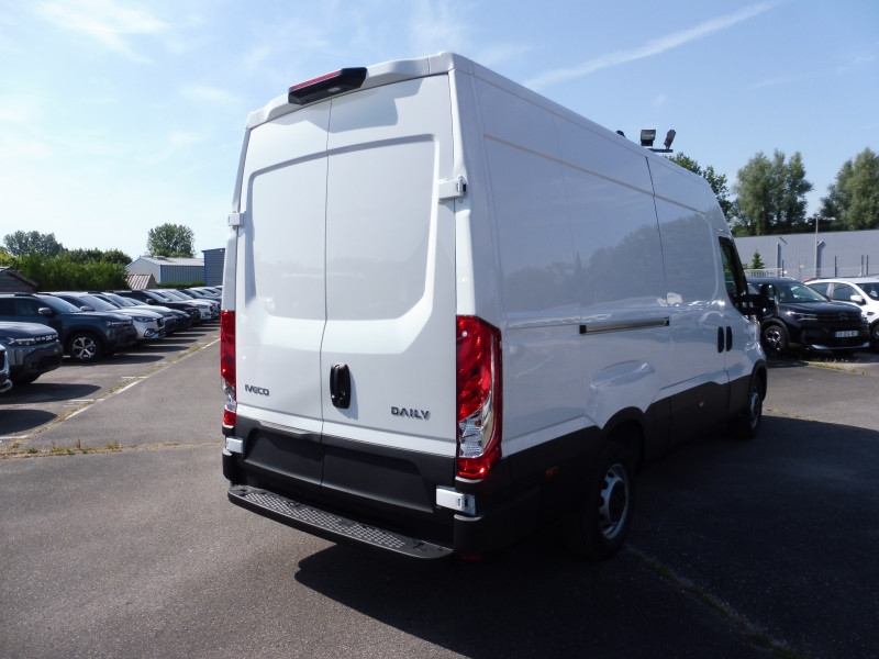 IVECO Daily 35S16 2.3 V12 HI-MATIC 156CV - ref: 73522 - Photo 2