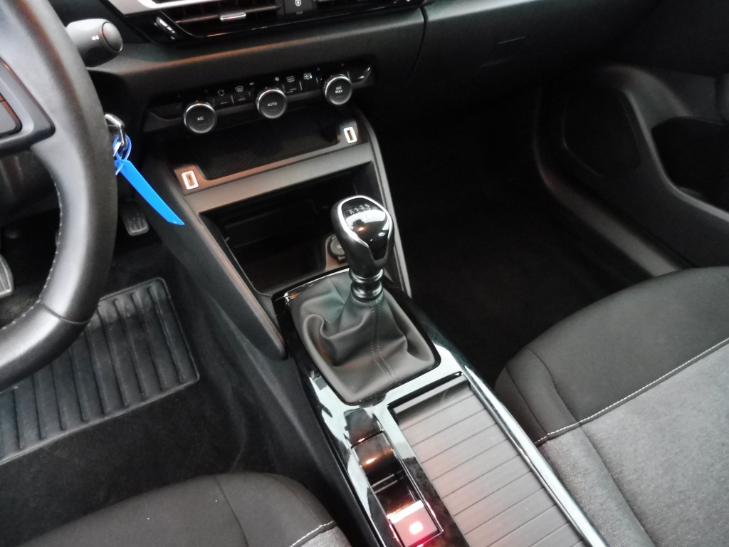 CITROEN C4 X 1.2 PURETECH 100 FEEL - ref: 73629 - Photo 12