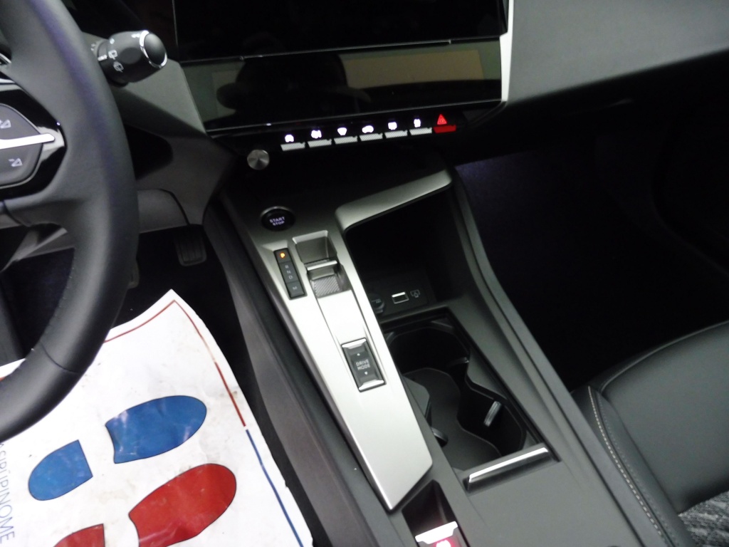 PEUGEOT 308 NV 1.5 BLUEHDI 130CH S&S ALLURE EAT8 - ref: 74081 - Photo 14