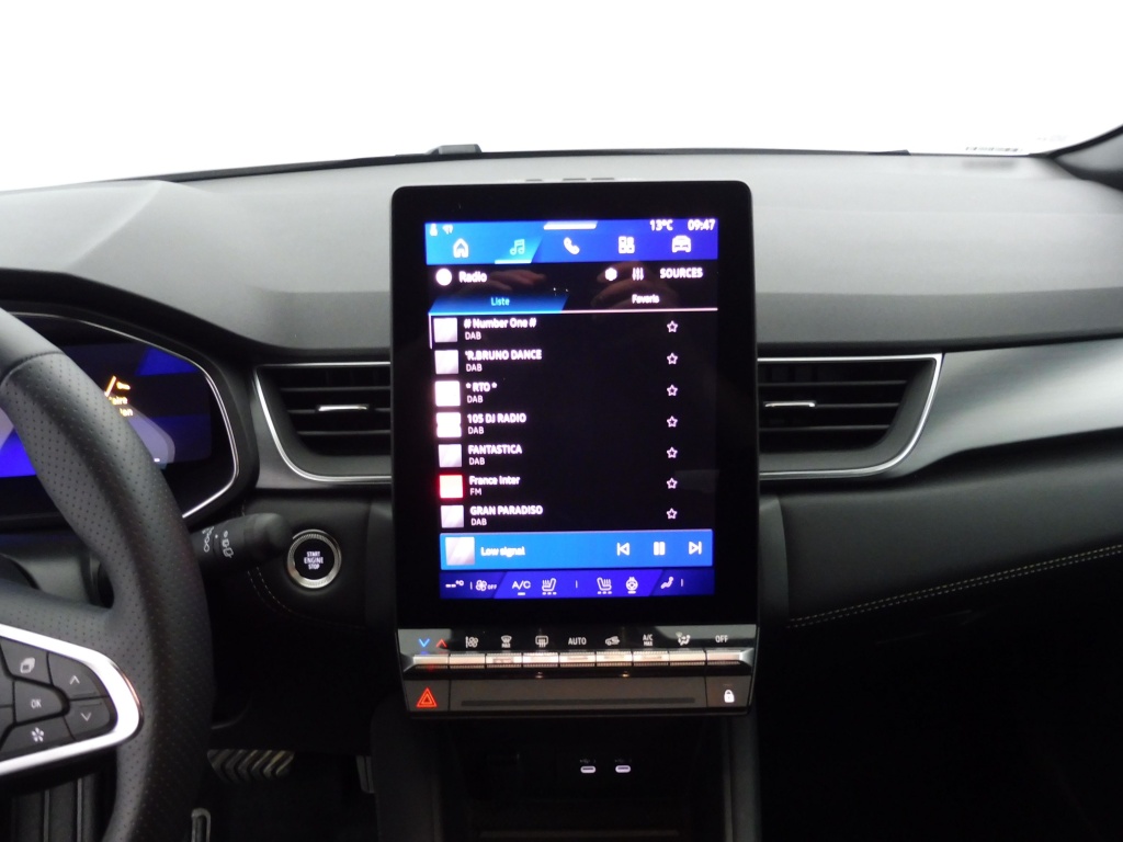 RENAULT Symbioz 1.6 E-TECH FULL HYBRID 145CH ICONIC - ref: 74114 - Photo 13