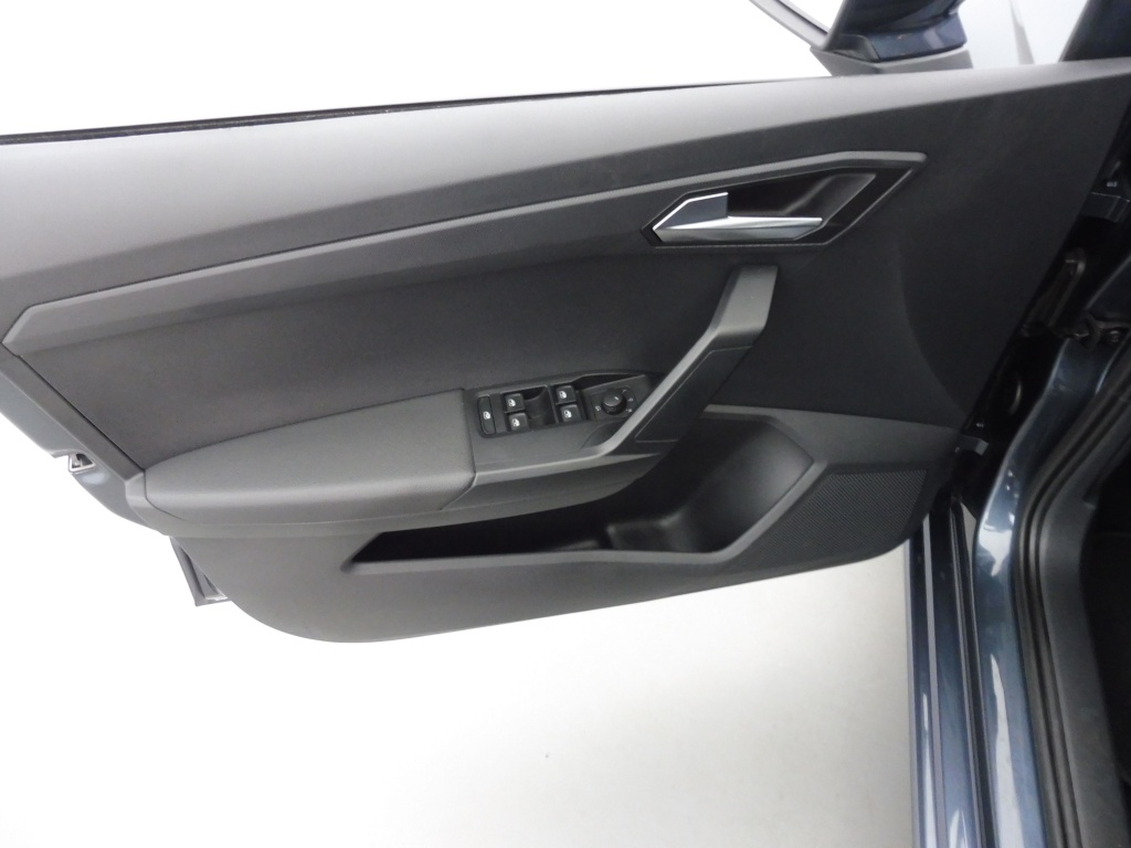 SEAT Ibiza 1.0 TSI 95CH STYLE - ref: 74151 - Photo 16