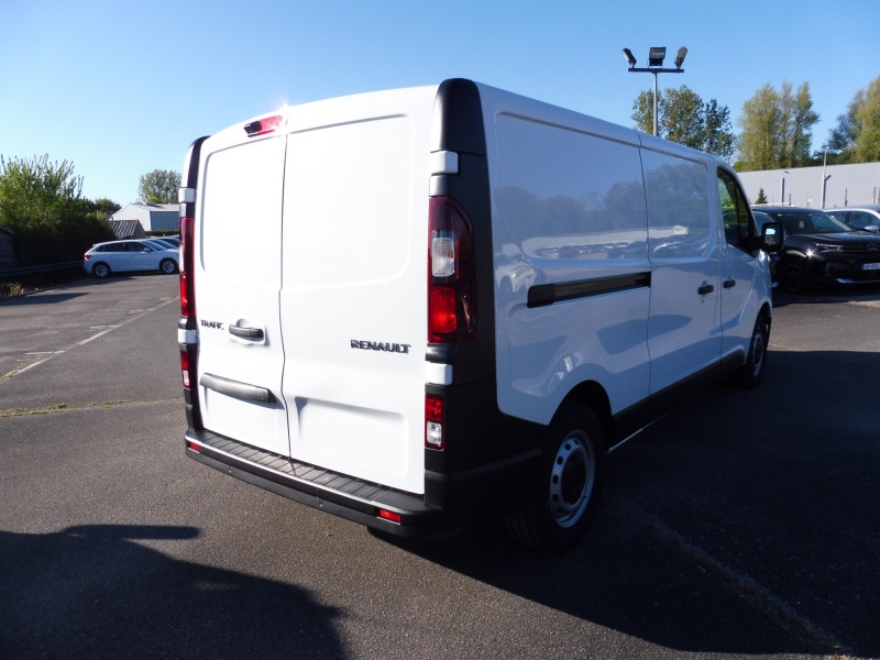 RENAULT Trafic L2H1 3T 2.0 BLUE DCI 150CH ADVANCE EDC -24 - ref: 74160 - Photo 2