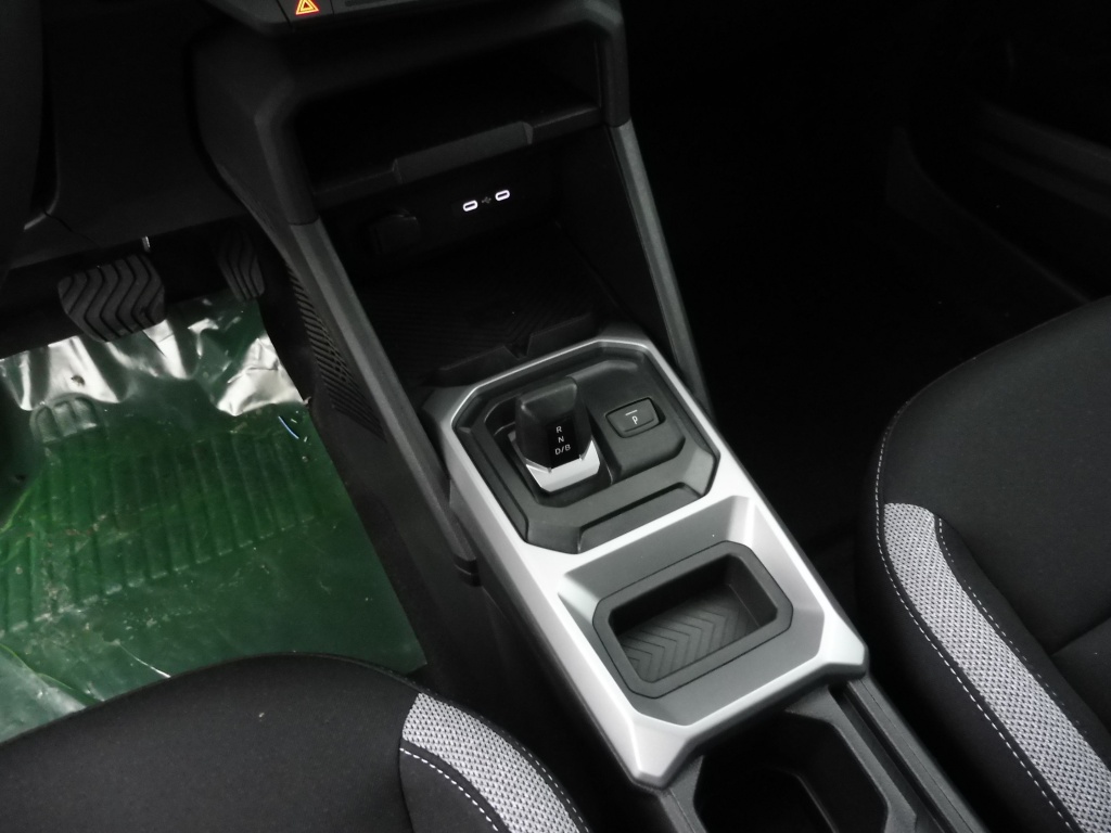 DACIA Duster 1.8 HYBRID 155CH JOURNEY - ref: 74259 - Photo 14