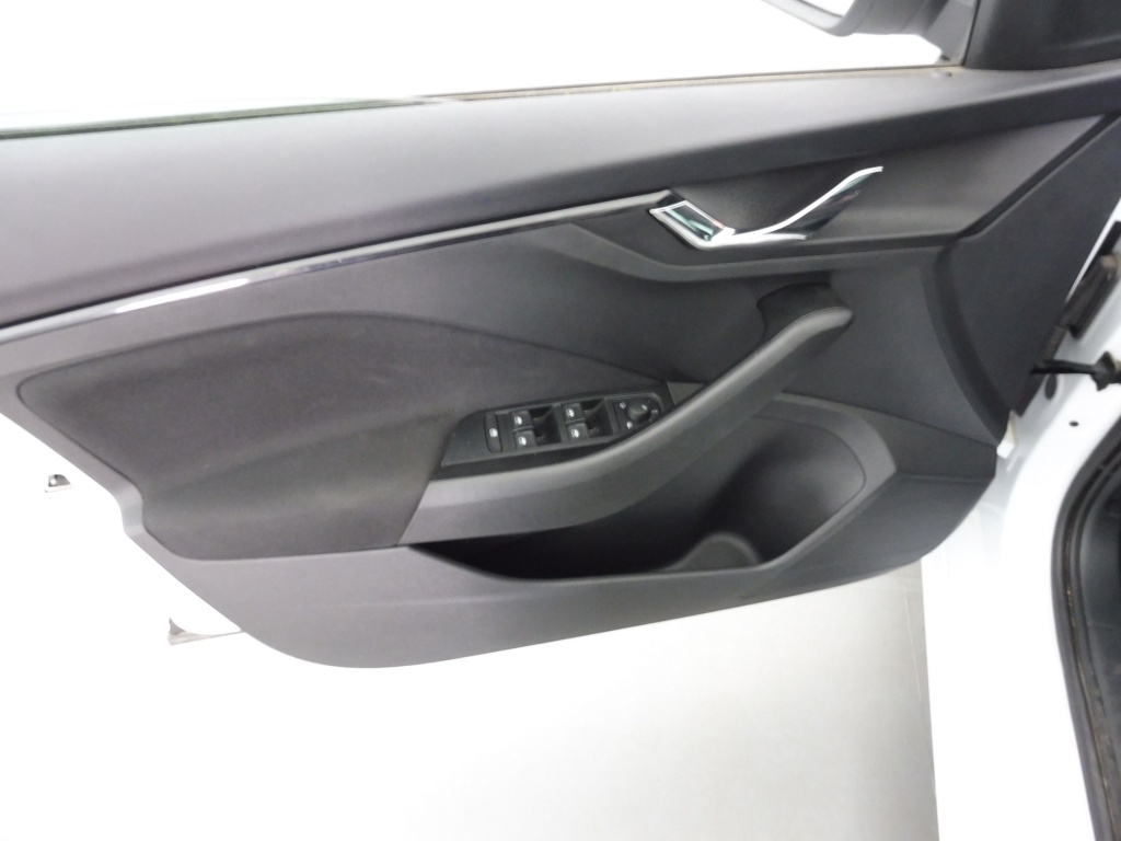 SKODA Scala 1.0 TSI 116CH SELECTION - ref: 74266 - Photo 17