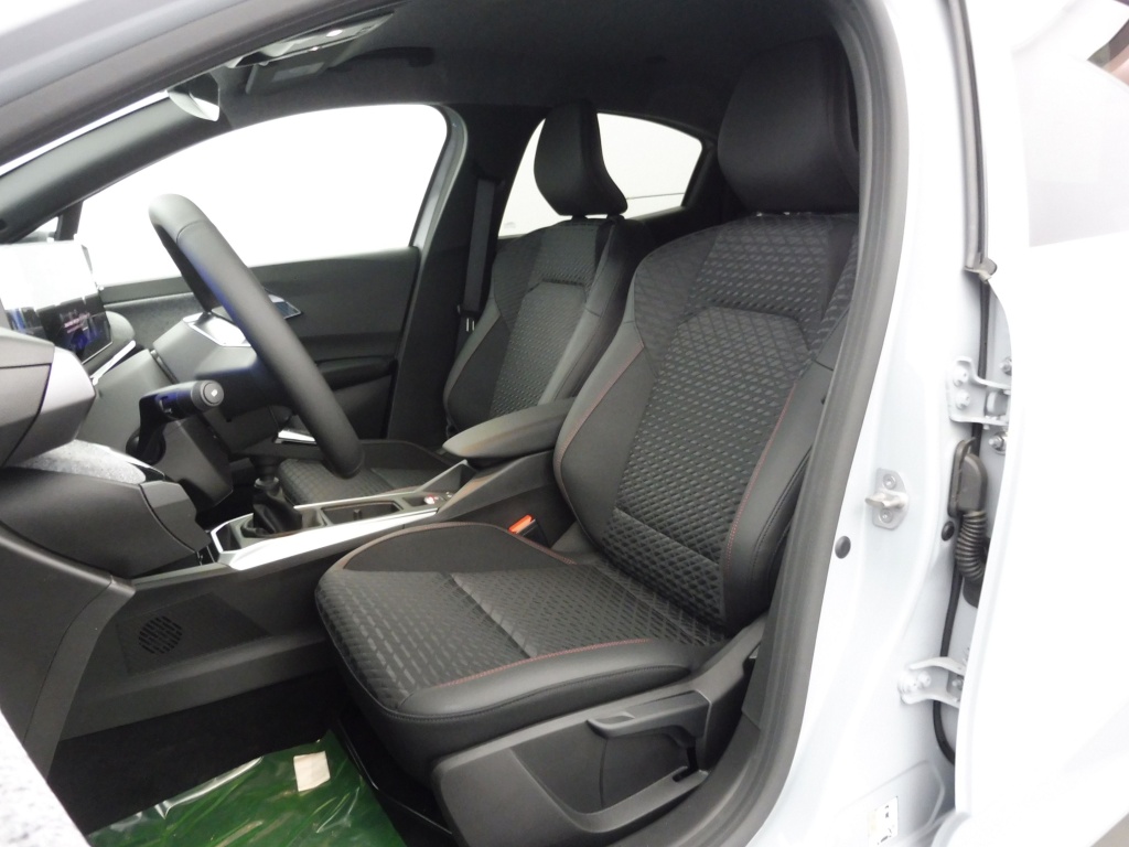 RENAULT Clio 1.2 TCE 115CH TECHNO - ref: 75139 - Photo 14