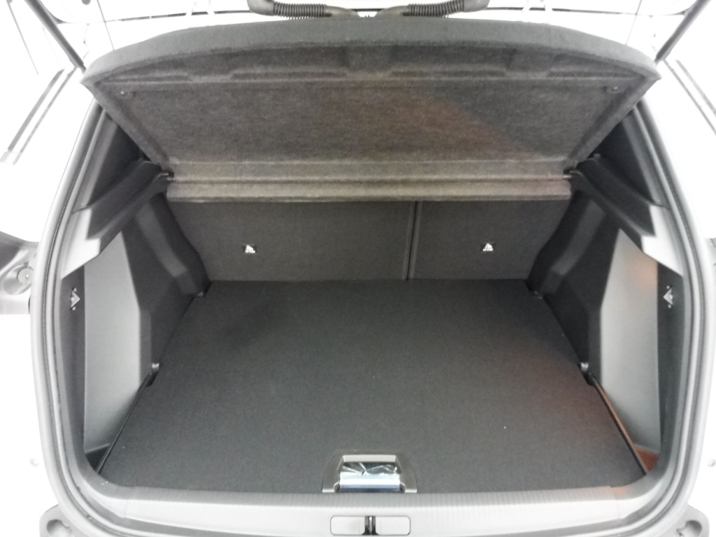 PEUGEOT 2008 1.2 HYBRID 145CH GT EXCLUSIVE E-DCS6 - ref: 75260 - Photo 11
