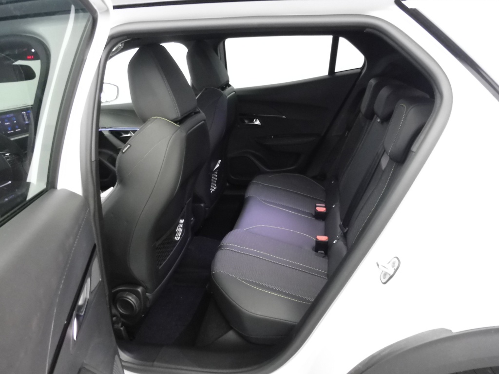 PEUGEOT 2008 1.2 HYBRID 145CH GT E-DCS6 - ref: 75266 - Photo 8