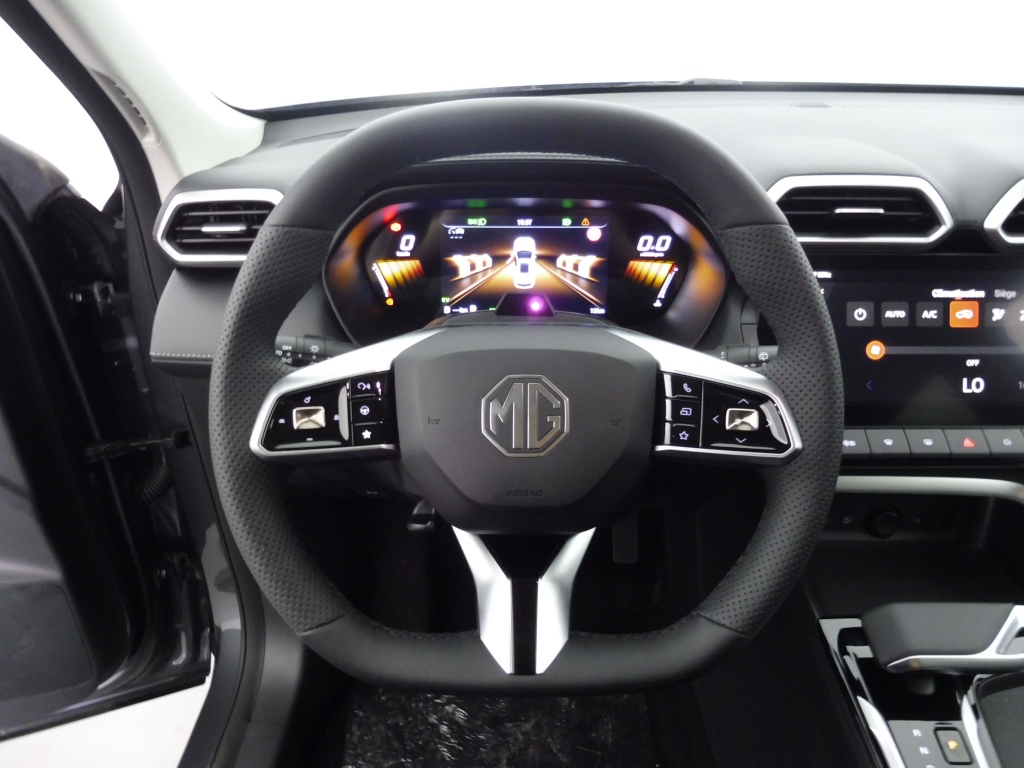 MG ZS 1.5 HYBRID+ 197CH LUXURY - ref: 75474 - Photo 8
