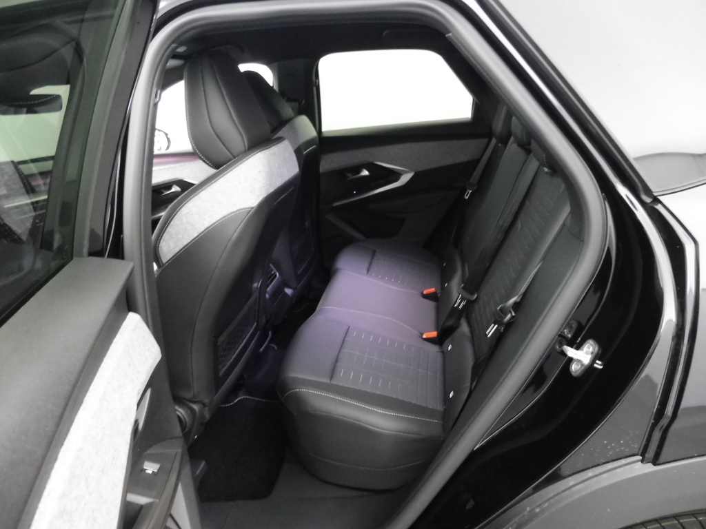 PEUGEOT 3008 1.2 HYBRID 145CH GT E-DCS6 - ref: 75588 - Photo 8