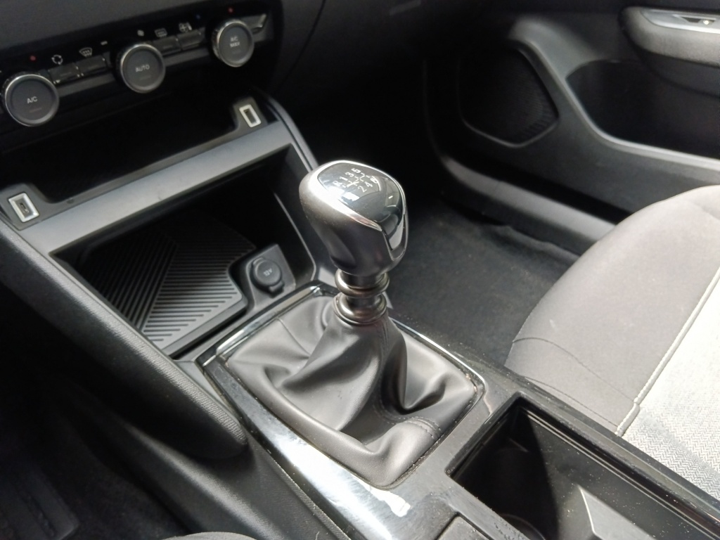 CITROEN C4 X 1.2 PURETECH 100 FEEL - ref: 73657 - Photo 15