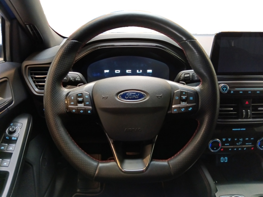 FORD Focus 1.5 ECOBOOST 150 CAst line - ref: 73686 - Photo 13