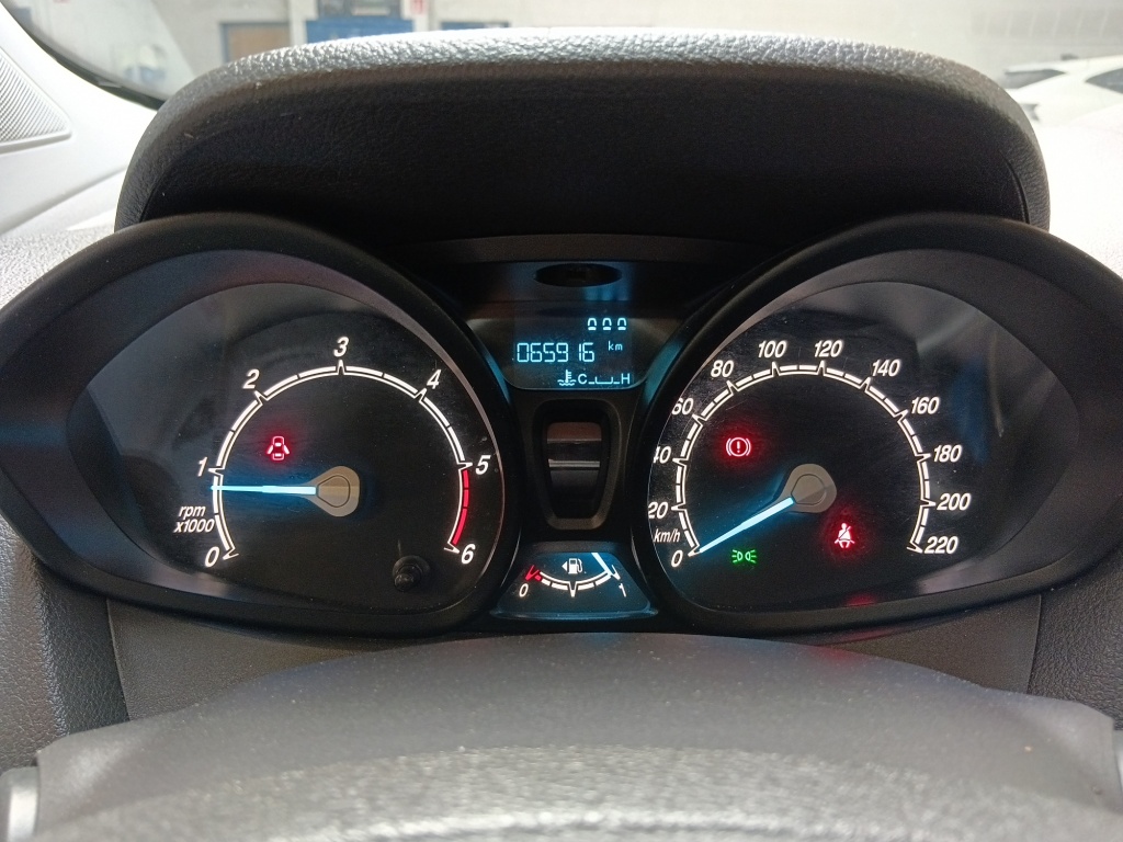 FORD Tourneo Courier 1.5 TDCI 100trend - ref: 73690 - Photo 14