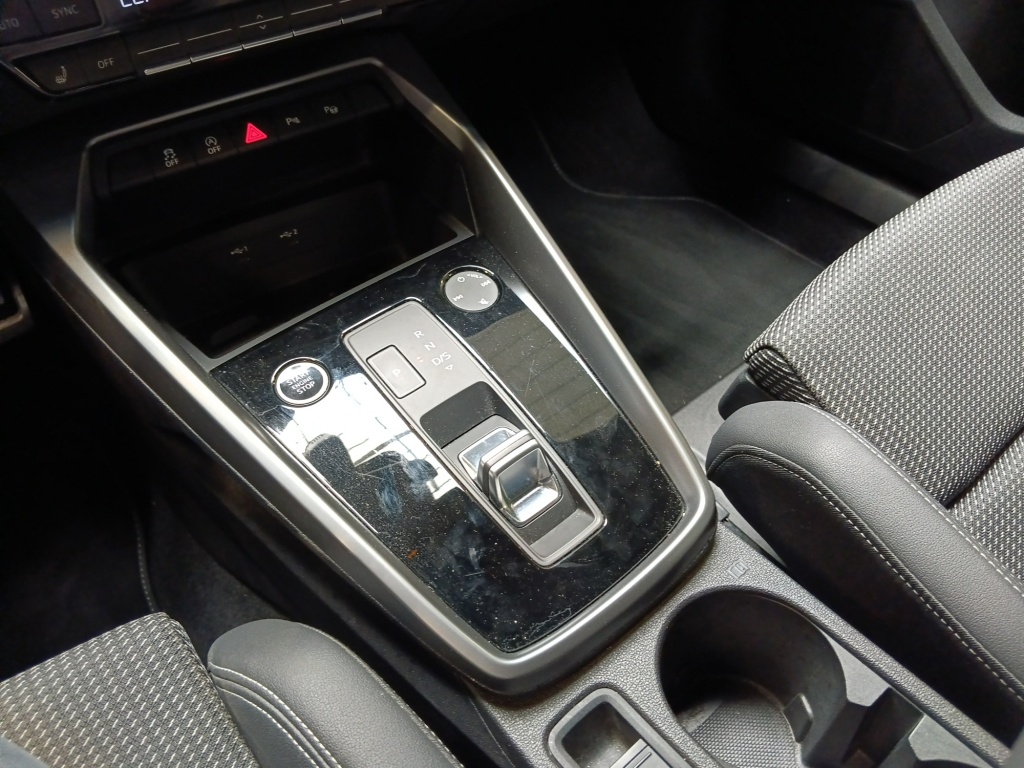 AUDI A3 Sportback 35 TFSI 150CH MILD HYBRID S LINE S TRONIC 7 - ref: 73950 - Photo 15