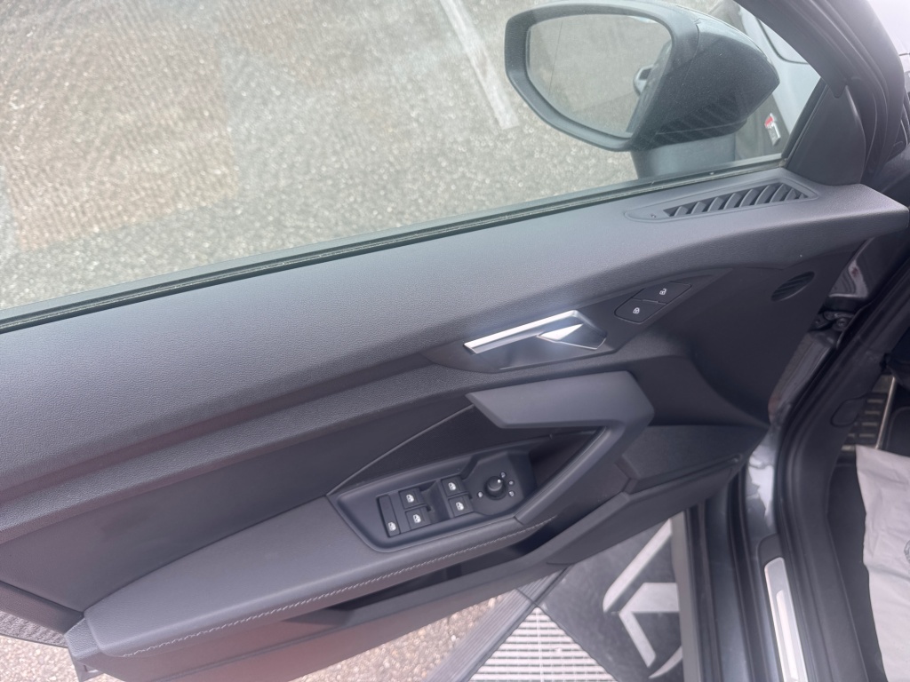 AUDI A3 Sportback 35 TFSI 150CH MILD HYBRID S LINE S TRONIC 7 - ref: 73954 - Photo 11