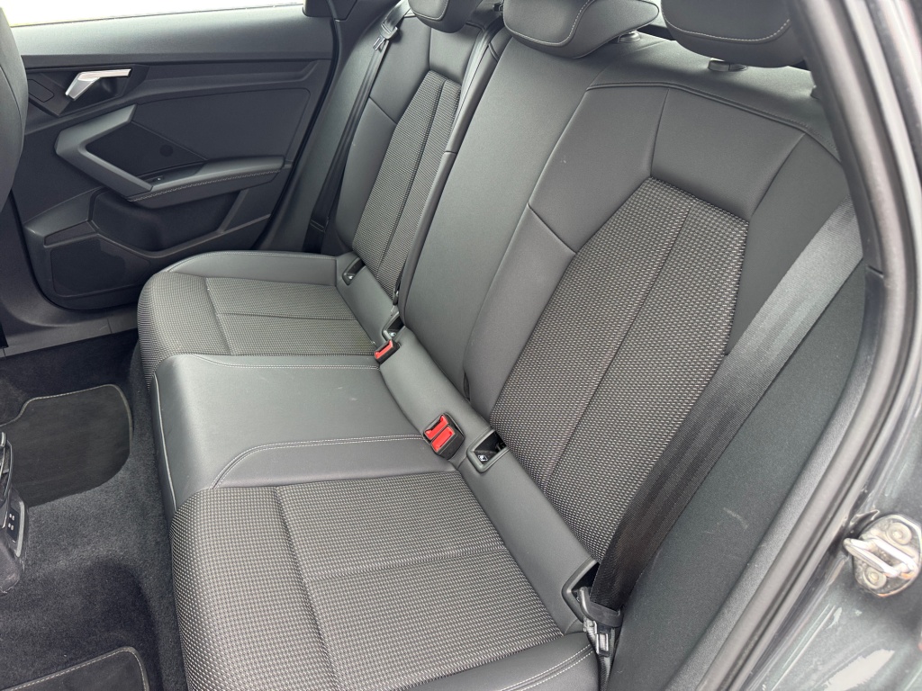 AUDI A3 Sportback 35 TFSI 150CH MILD HYBRID S LINE S TRONIC 7 - ref: 73954 - Photo 16