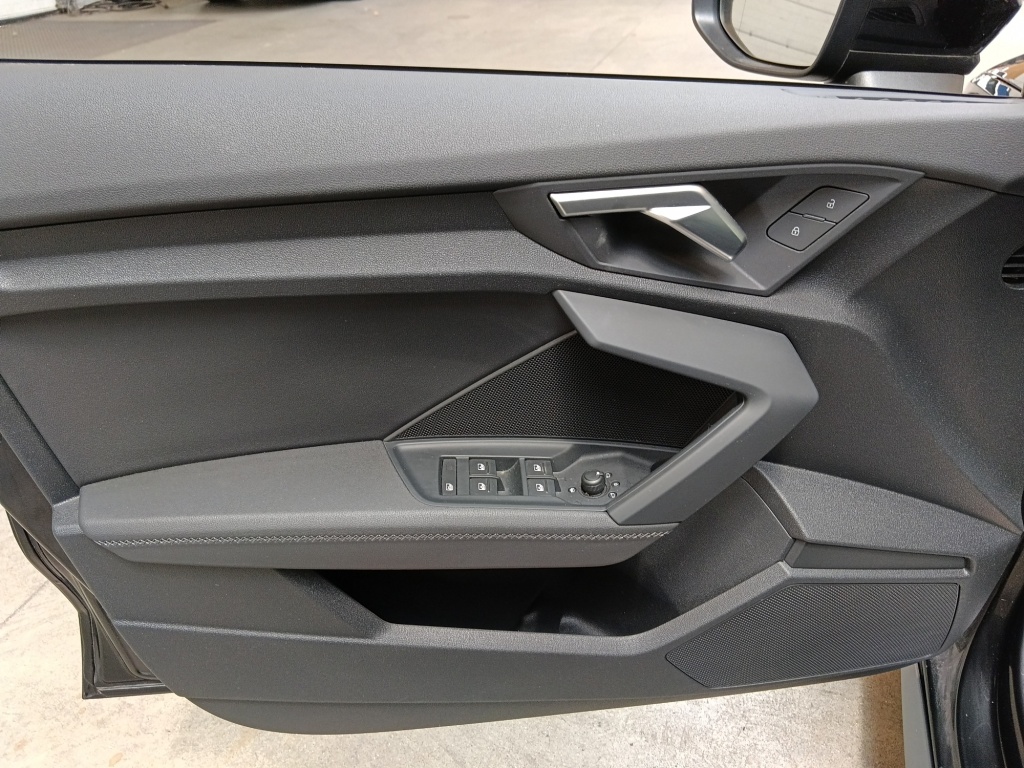 AUDI A3 Sportback 35 TFSI 150CH MILD HYBRID S LINE S TRONIC 7 - ref: 73955 - Photo 11