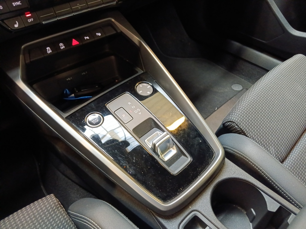 AUDI A3 Sportback 35 TFSI 150CH MILD HYBRID S LINE S TRONIC 7 - ref: 73955 - Photo 15