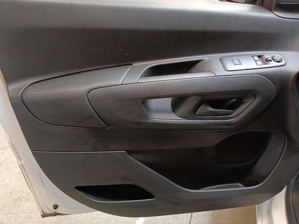 PEUGEOT Partner M 650KG BLUEHDI 100CH S&S - ref: 75565 - Photo 15