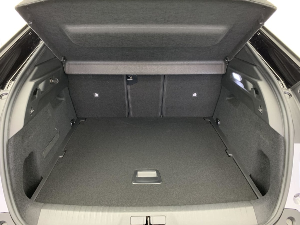 PEUGEOT 3008 Hybrid 145 e-DCS6 GT - ref: 1-355889 - Photo 11