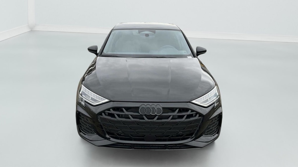 AUDI A3 Sportback 45 TFSI E HYBRIDE RECHARGEABLE 272 S TRONIC 6 S LINE - ref: 1-358907 - Photo 2