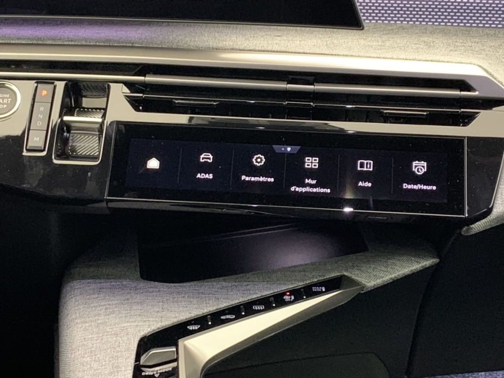 PEUGEOT 3008 Hybrid 145 e-DCS6 GT - ref: 1-366157 - Photo 20