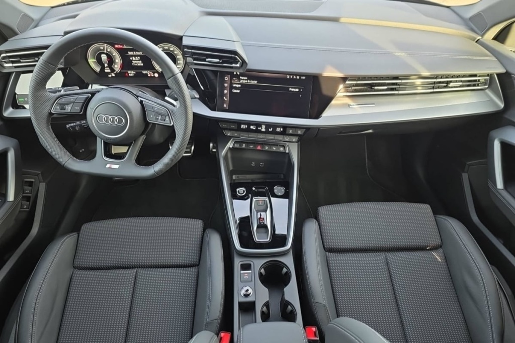 AUDI A3 Sportback 45 TFSI e Hybride rechargeable 272 S tronic 6 S line - ref: 1-372746 - Photo 12
