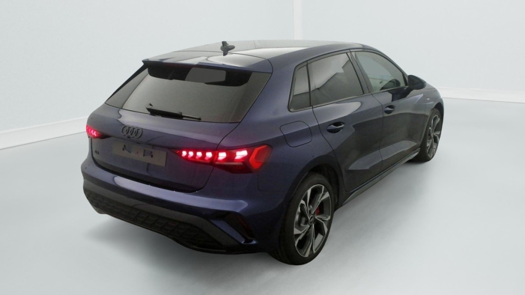 AUDI A3 Sportback 45 TFSI e Hybride rechargeable 272 S tronic 6 S line - ref: 1-372748 - Photo 7