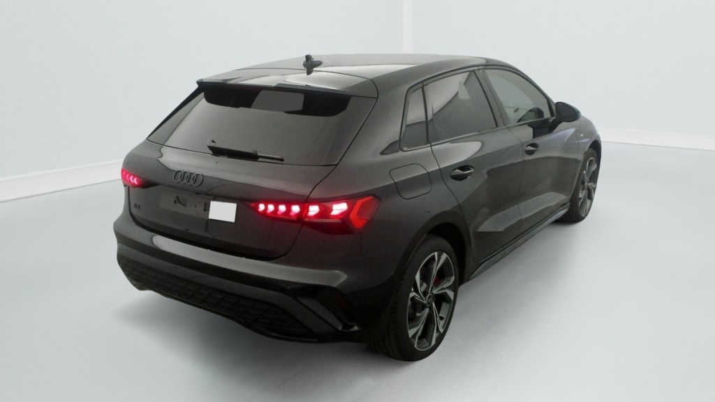 AUDI A3 Sportback 45 TFSI E HYBRIDE RECHARGEABLE 272 S TRONIC 6 S LINE - ref: 1-372749 - Photo 7