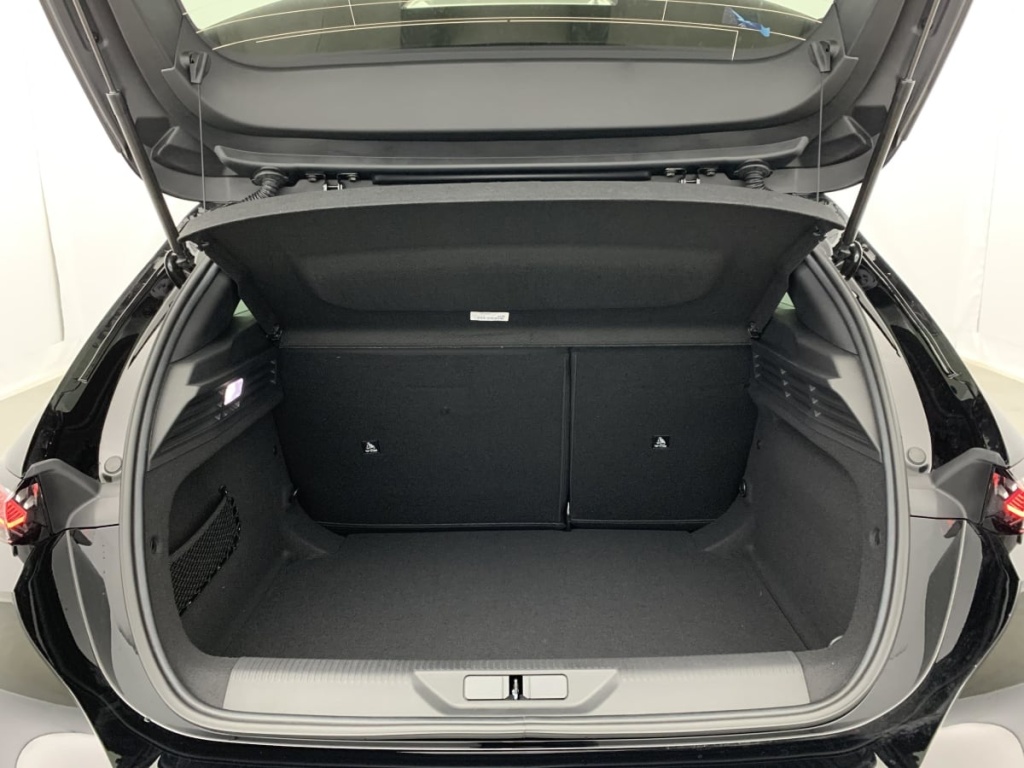 PEUGEOT 308 Hybrid 145 e-DCS6 Allure - ref: 1-374358 - Photo 11