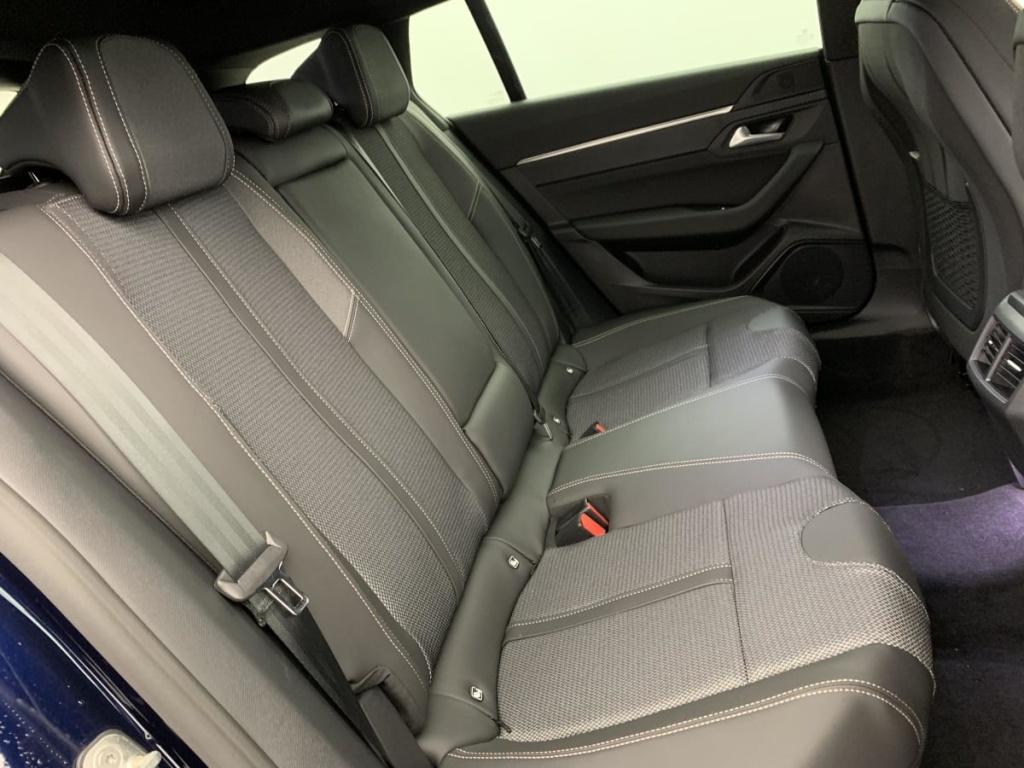 PEUGEOT 508 SW Hybrid 180 e-EAT8 Allure - ref: 1-375480 - Photo 10