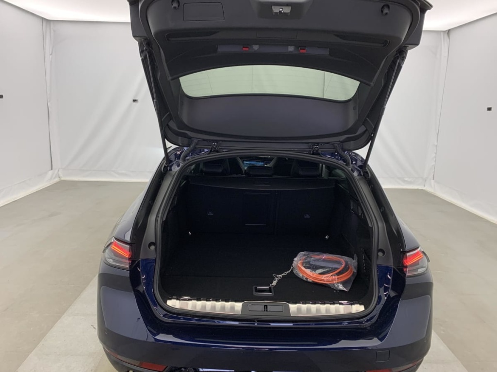 PEUGEOT 508 SW Hybrid 180 e-EAT8 Allure - ref: 1-375480 - Photo 11
