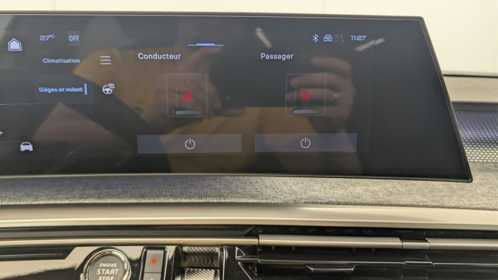 PEUGEOT 3008 Hybrid 145 e-DCS6 GT - ref: 1-376031 - Photo 20