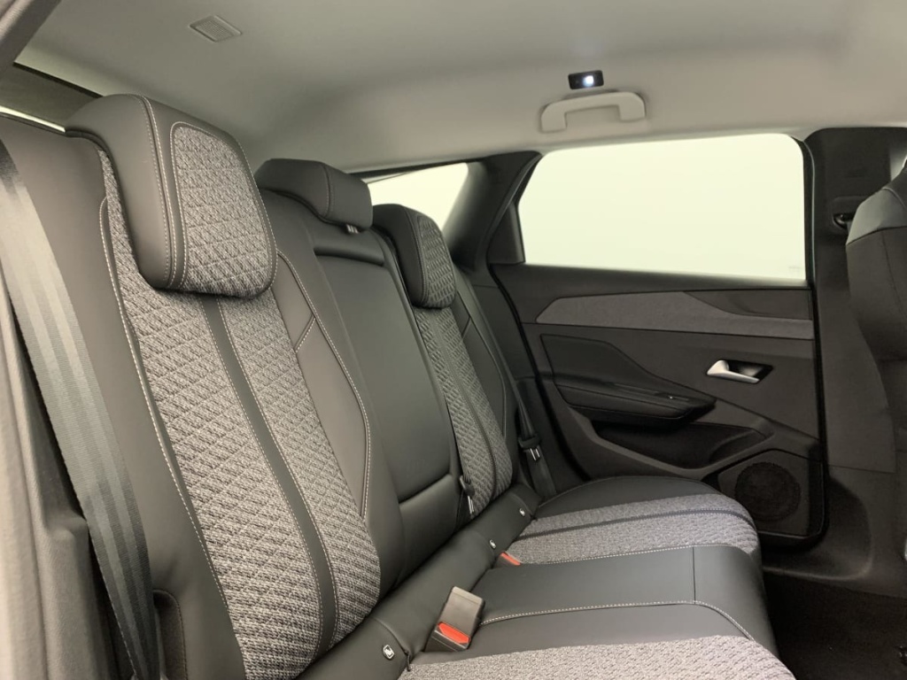 PEUGEOT 308 SW BLUEHDI 130CH S S EAT8 ALLURE - ref: 1-376295 - Photo 10