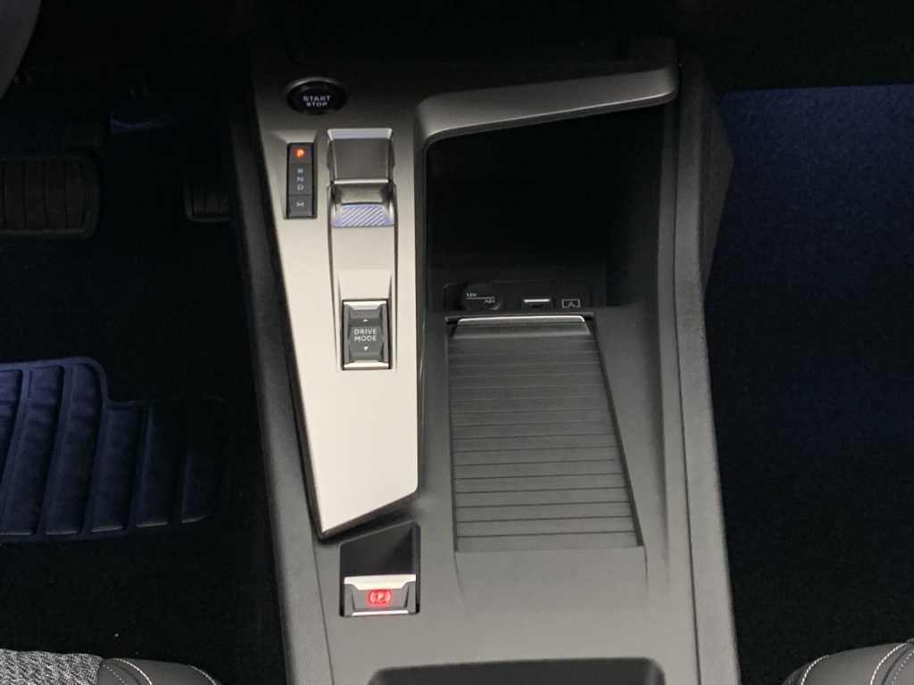 PEUGEOT 308 SW BLUEHDI 130CH S S EAT8 ALLURE - ref: 1-376295 - Photo 17
