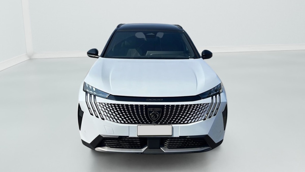 PEUGEOT 5008 Hybrid 145 e-DCS6 GT - ref: 1-376594 - Photo 2