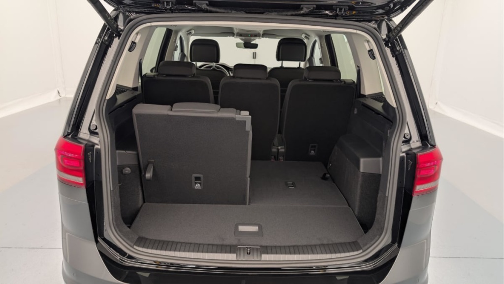 VOLKSWAGEN Touran 1.5 TSI EVO 150 DSG7 7pl VW Edition - ref: 1-377884 - Photo 11