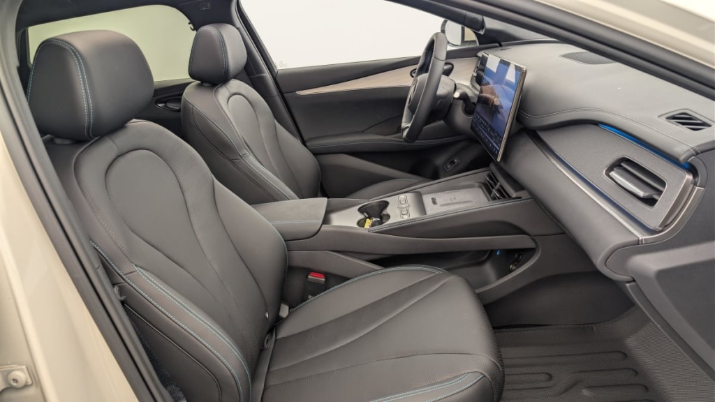 BYD Seal 6 Touring 1.5l DM-i 156 kW PHEV Comfort - ref: 1-378195 - Photo 9