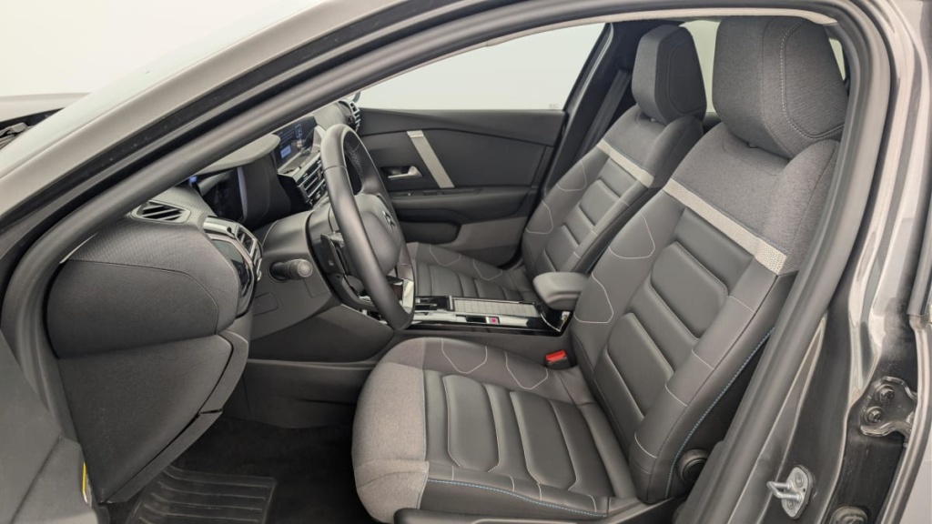 CITROEN C4 PureTech 130 EAT8 Max - ref: 1-378974 - Photo 16