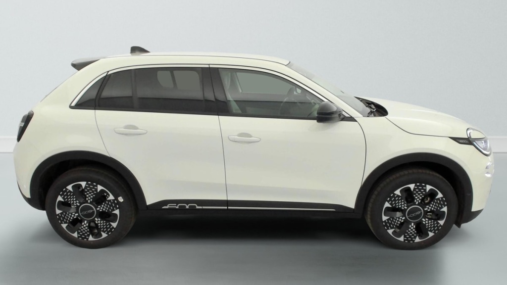 FIAT 600 T-Gen 3 1.2 Hybrid 145ch eDCT6 La Prima - ref: 1-379009 - Photo 8