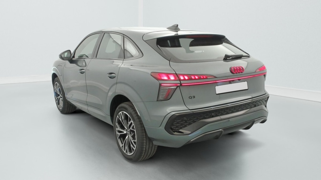 AUDI Q3 Sportback E-HYBRID 272 CH S TRONIC 6 S LINE - ref: 1-380581 - Photo 5