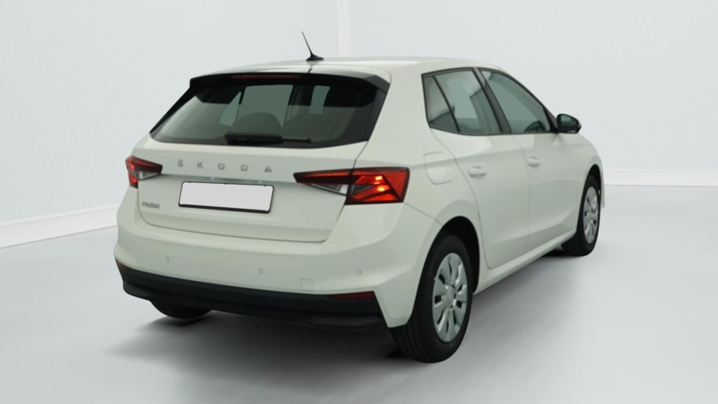 SKODA Fabia 1.0 MPI 65 ch BVM5 Active - ref: 1-381512 - Photo 7