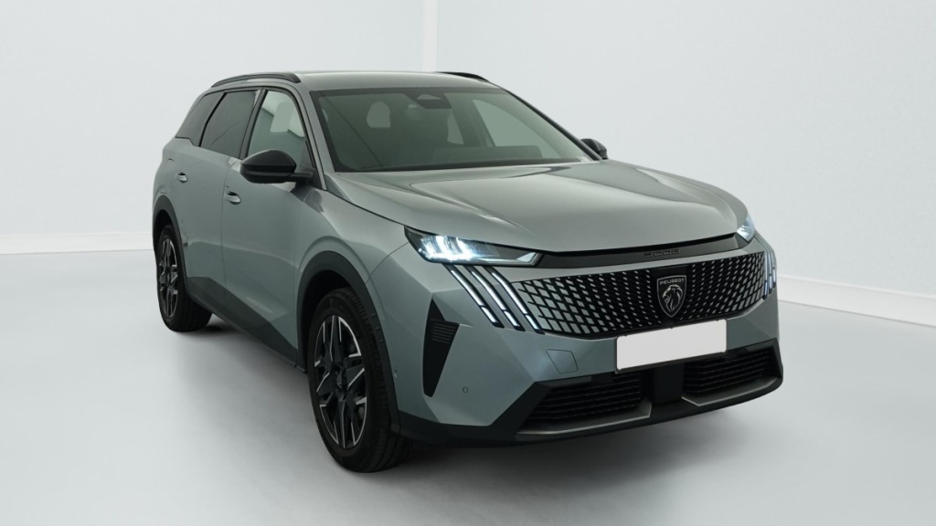 PEUGEOT 5008 Hybrid 136 e-DCS6 Allure - ref: 1-382005 - Photo 1