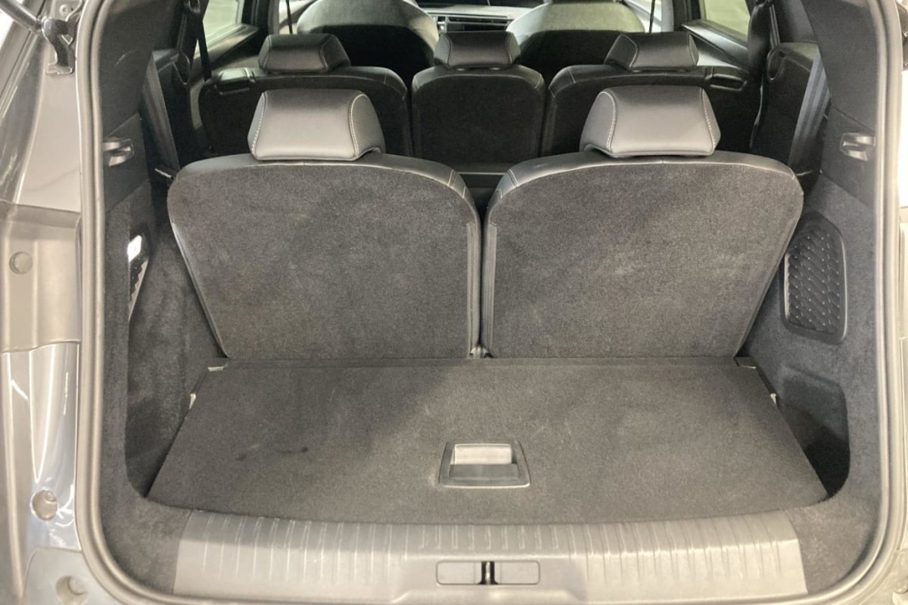 PEUGEOT 5008 Hybrid 136 e-DCS6 Allure - ref: 1-382015 - Photo 12