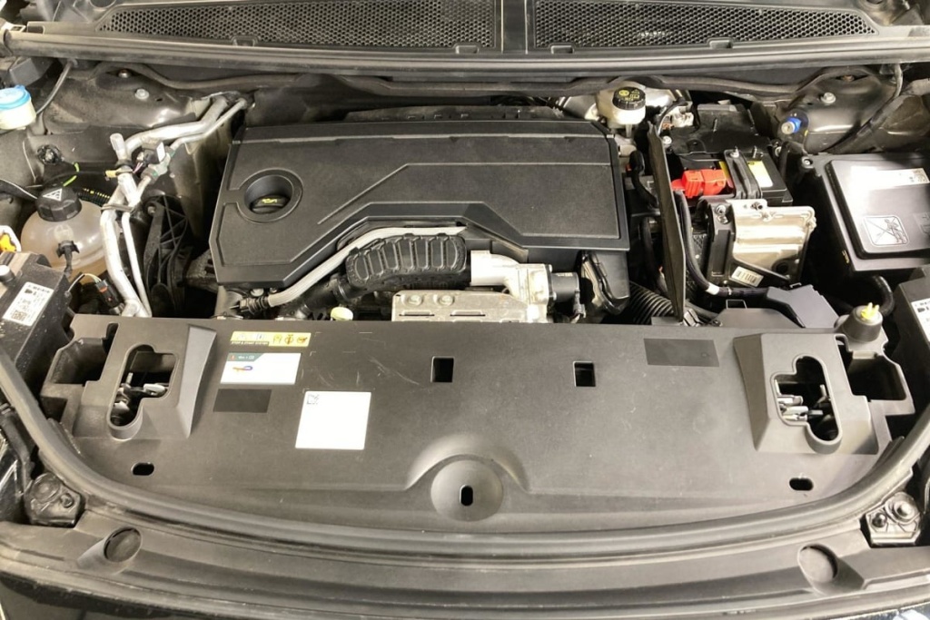 PEUGEOT 5008 Hybrid 136 e-DCS6 Allure - ref: 1-382015 - Photo 20