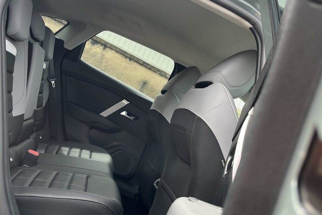 CITROEN C4 Hybride 145 e-DCS6 Max - ref: 1-382033 - Photo 10