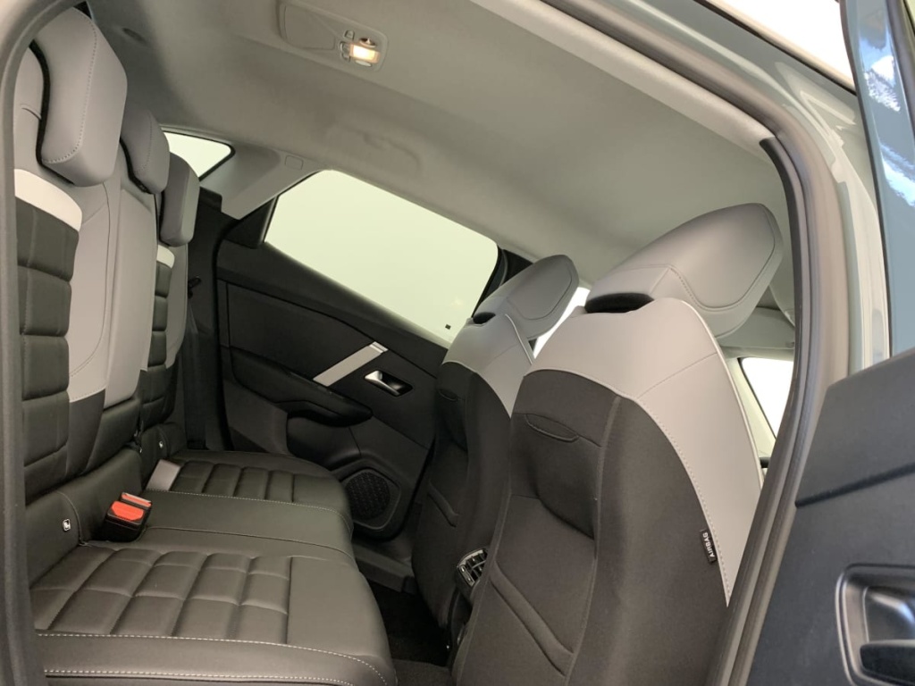 CITROEN C4 Hybride 145 ch e-DCS6 Max - ref: 1-382045 - Photo 10