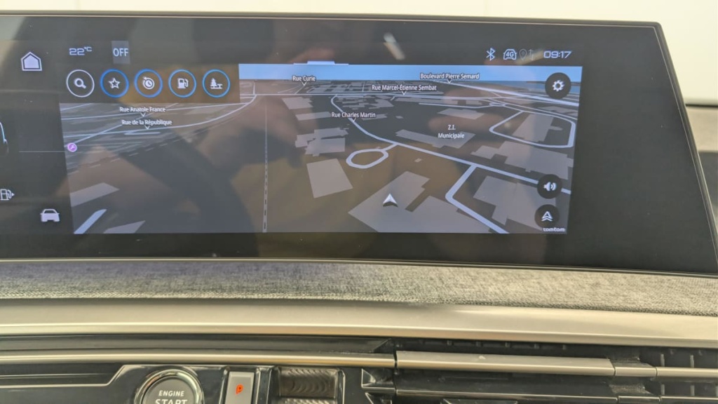 PEUGEOT 5008 HYBRID 145 CH E-DCS6 ALLURE - ref: 1-382161 - Photo 17